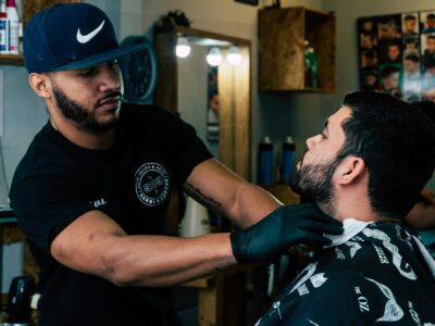 Професійний барбер: стрижки та оформлення бороди