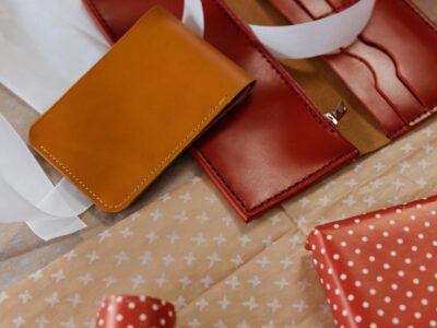 Майстерня шкіряних виробів на замовлення.