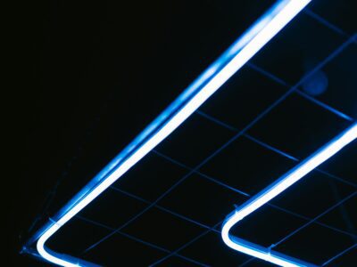 Натяжні стелі та LED освітлення