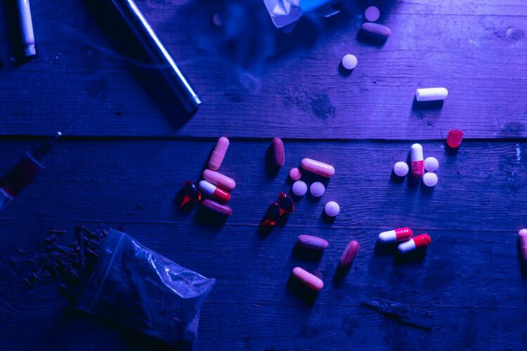 У Польщі зростає поширення нового наркотику: зафіксовано летальні випадки.