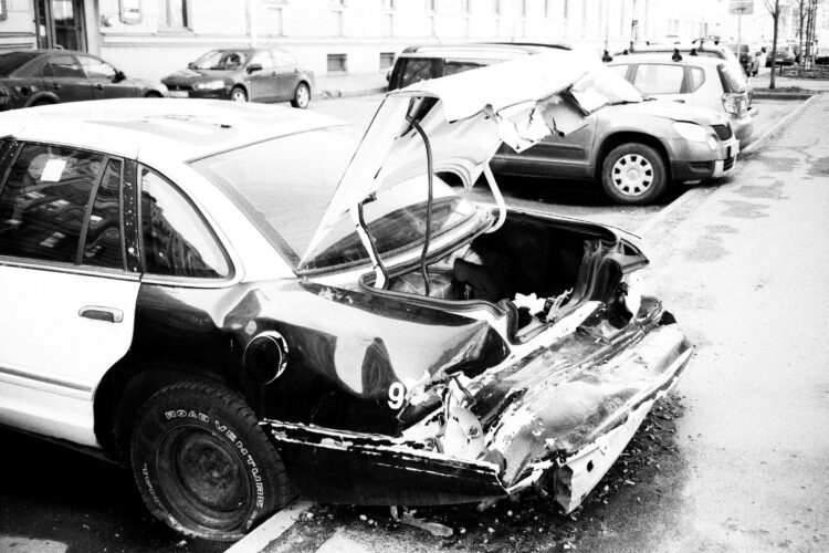 У Польщі сталася дорожньо-транспортна пригода за участі автомобіля, в якому перебували десять підлітків. Є загиблі.
