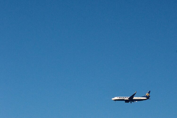 Шалений розпродаж від Ryanair: неймовірно дешеві авіаквитки з Польщі до Чорногорії!