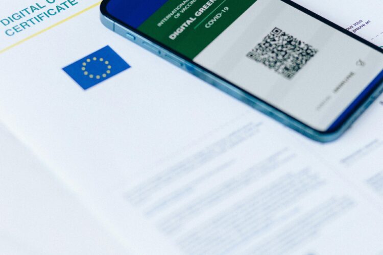 Обов’язкова перевірка віку через спеціальний застосунок запрацює в ЄС у липні 2025 року