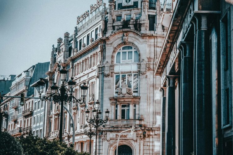 Топ міст Польщі, які змусять вас закохатися з першого погляду – must visit для ідеального відпочинку!