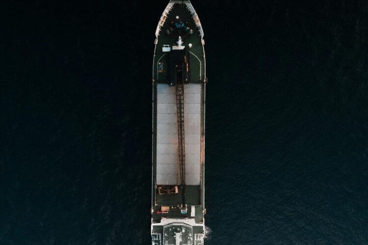 Польща спустила 15 мільйонів злотих на російський корабель — заради чого це було?