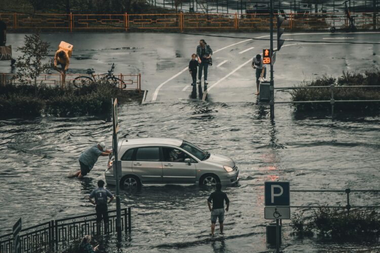 Шок у Польщі: білорус на авто збив двох жінок і втік з місця трагедії – що відомо?