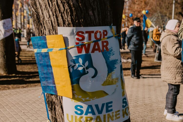 Скандальні фейки проти України в Чехії та Словаччині: що насправді відбувається? Дайджест #8