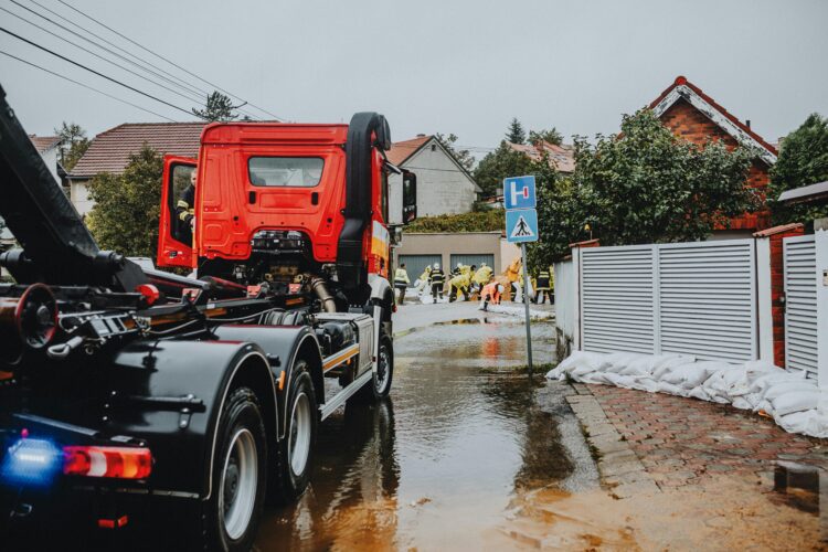 Польщу накриє велика вода? Які міста опинилися під загрозою катастрофічної повені!