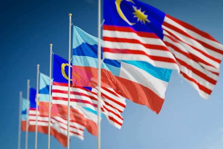 Хто стоїть за спробами зруйнувати дружбу України та Польщі? Туск розкрив імена!