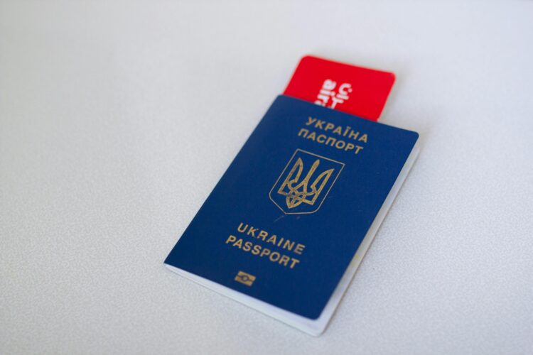 Скільки шенгенських віз оформили торік і хто найчастіше отримував відмову?