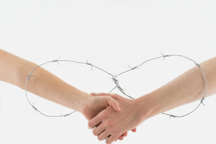 Чому українці, що переїхали до Польщі, рідко отримують польське громадянство?
