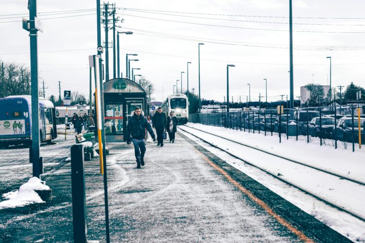 Актуальні зміни у транспорті: потяги, автобуси, літаки