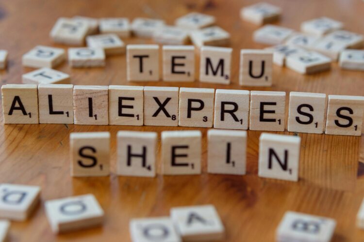 ЄС тисне на Shein і Temu: чи зникне дешевий шопінг із Китаю?